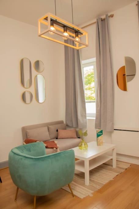 Le Moineau -Poterne -Parking Gratuit -Calme-Centre Apartment Valenciennes Exterior photo